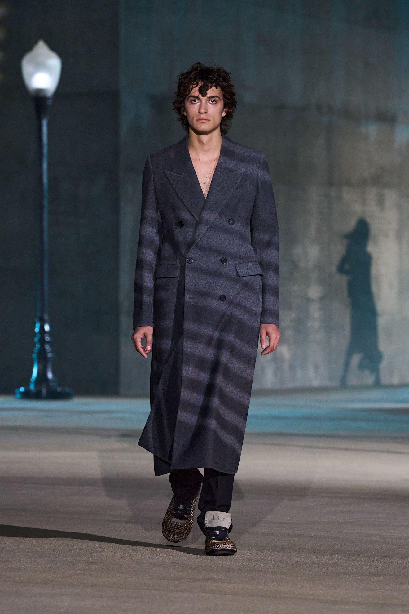 Dior Cruise 2027 runway