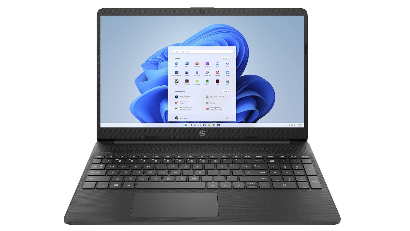 En HP Laptop 15 mot en vit bakgrund.
