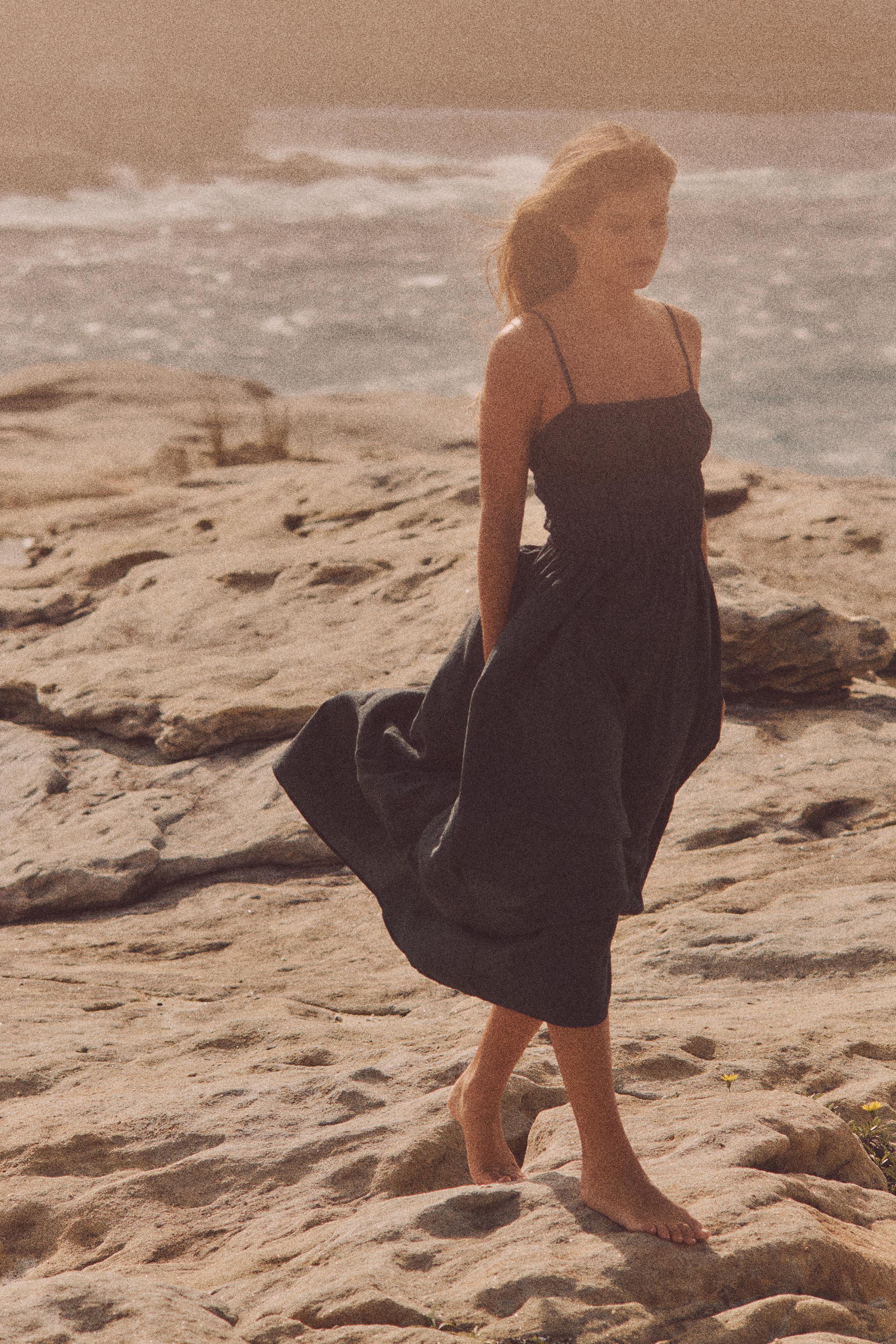 Flexible stretchy Mitty dress