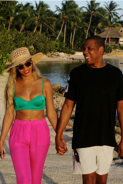 Beyonce and Jay-Z holiday photos on the beach