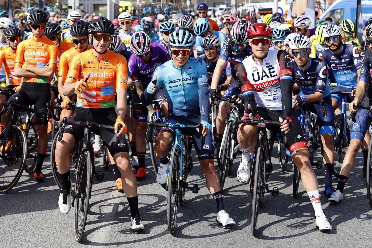 Vuelta Ciclista a Murcia 2022 42nd Edition Fortuna Puerto de Cartagena 1832 km 12022022 Antonio Jesus Soto ESP Euskaltel Euskadi Miguel Angel Lopez COL Astana Qazaqstan Team Matteo Trentin ITA UAE Team Emirates photo Luis Angel GomezSprintCyclingAgency2022