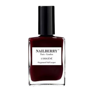 Nailberry L'Oxygéné Oxygenated Nail Lacquer in shade Noirberry 