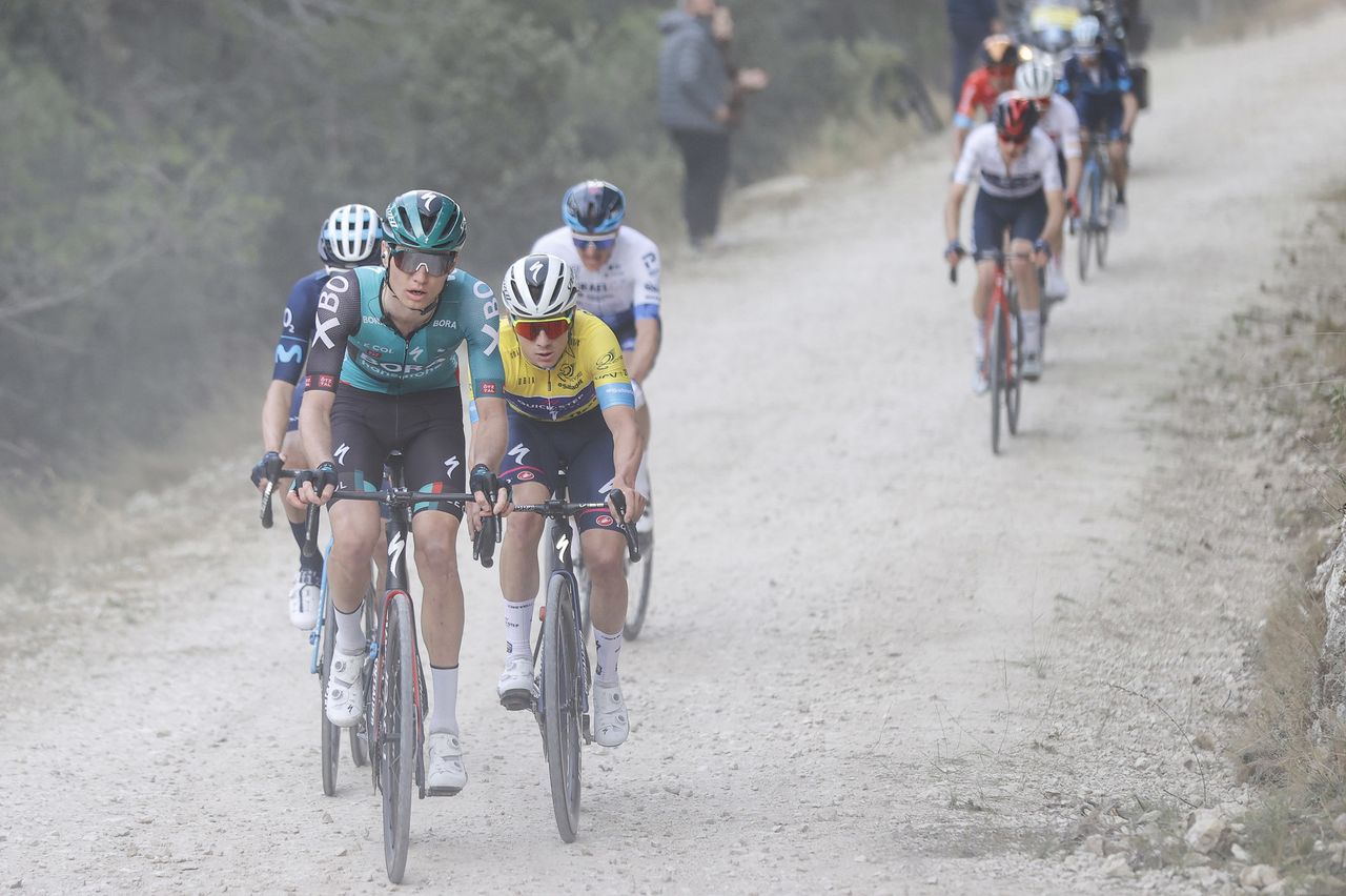 Volta a la Comunitat Valenciana 2022 - 72nd Edition - 3rd stage Alicante - Antenas del Maigmo&acirc; 155,1 km - 04/02/2022 - Aleksandr Vlasov (RUS - Bora - Hansgrohe) - Remco Evenepoel (BEL - Quick-Step Alpha Vinyl Team) - photo Luis Angel Gomez/SprintCyclingAgency&Acirc;&copy;2022