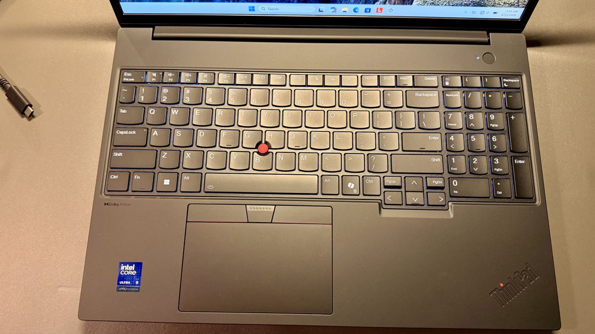 Lenovo ThinkPad P16v Gen 3