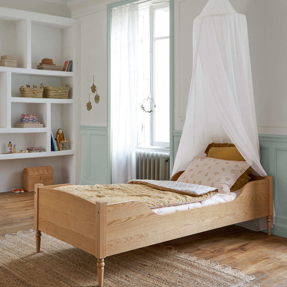 Cl&amp;eacute;a Oak Child's Bed