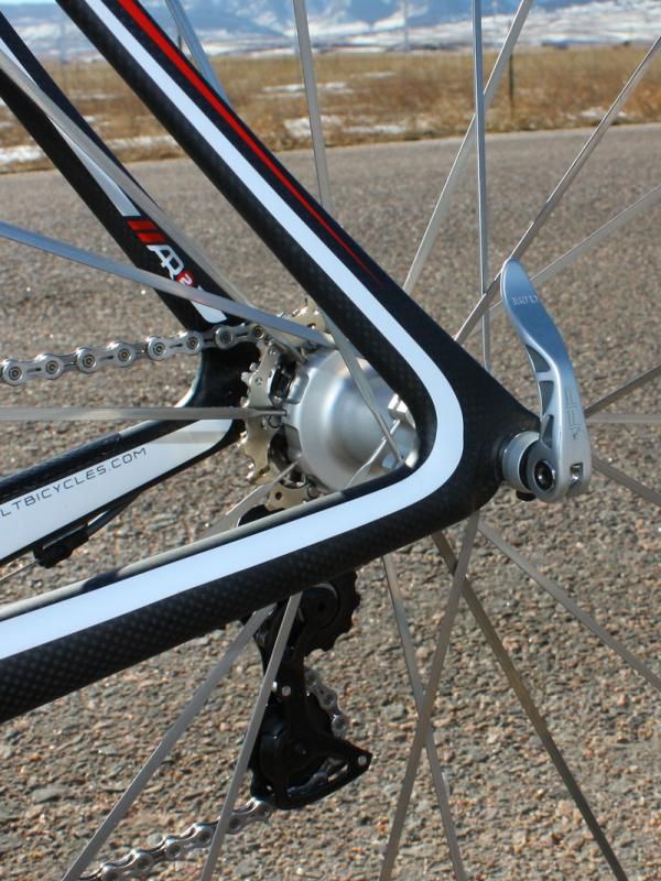 The chain stays and seat stays are molded together with the carbon dropouts for a truly seamless piece