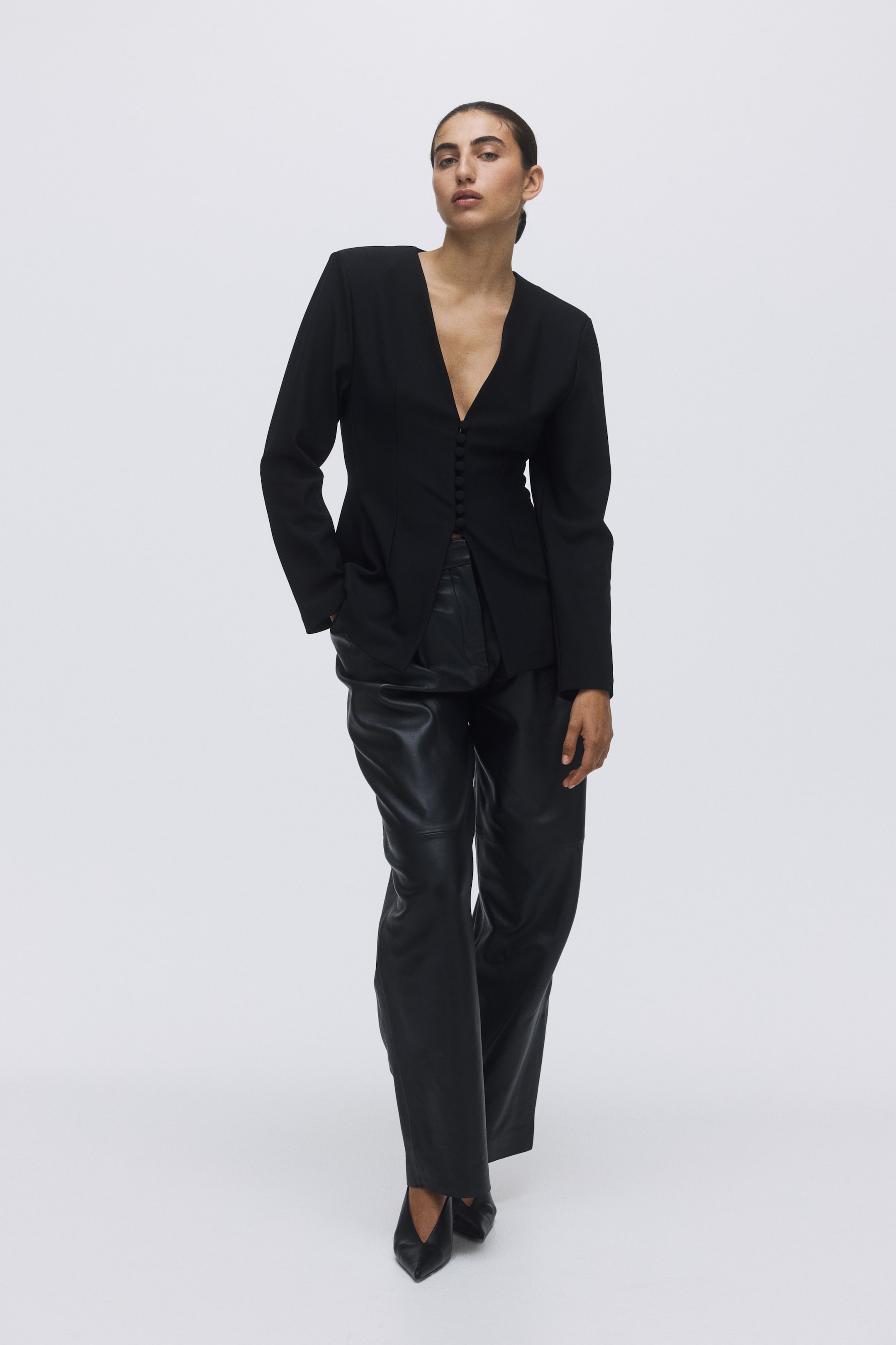 Collarless Hourglass Blazer - Black