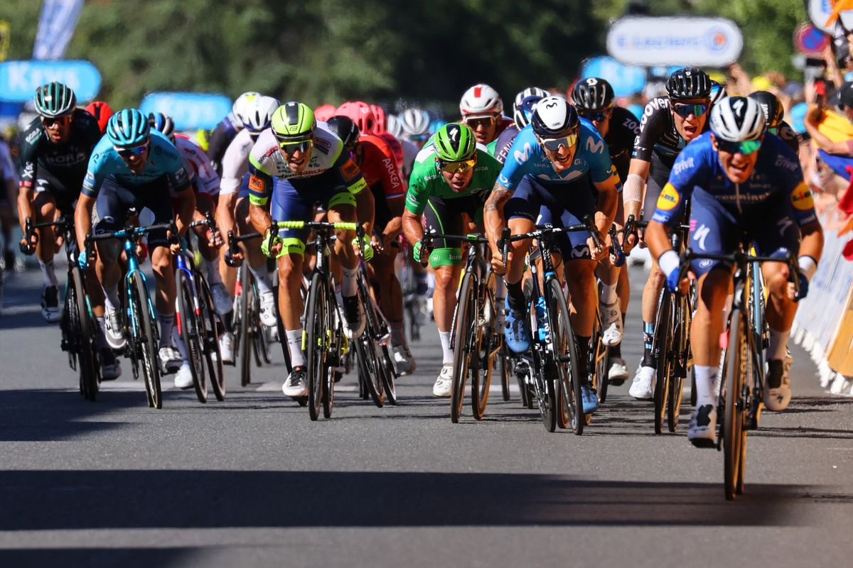 Mark Cavendish wins stage 13 of the 2021 Tour de France in Carcassonne to equal the Eddy Merckx record for stage wins