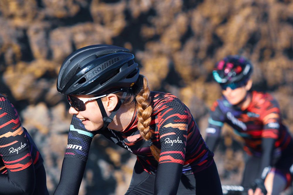 Cycling female Pro Riders