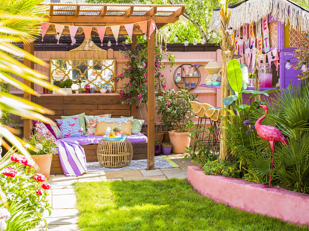 Small Garden Design Ideas to Transform Compact Spaces   Homebuilding