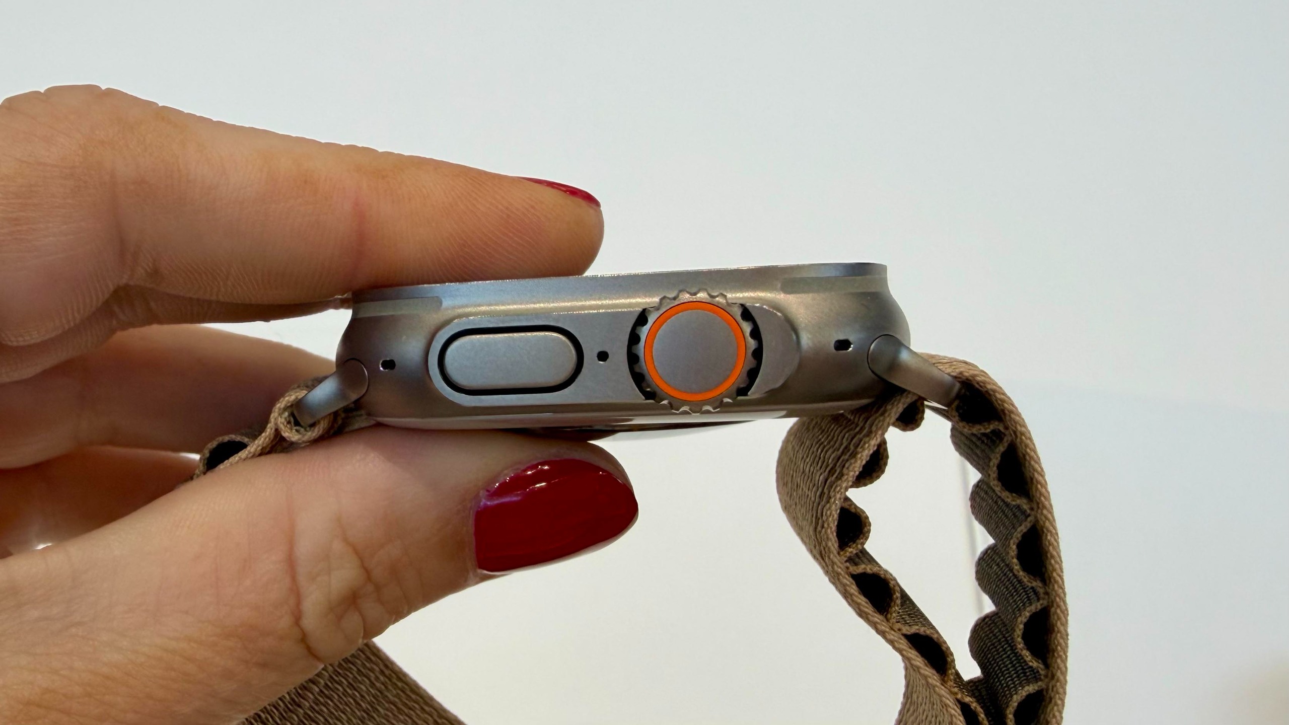 Apple Watch Ultra 4