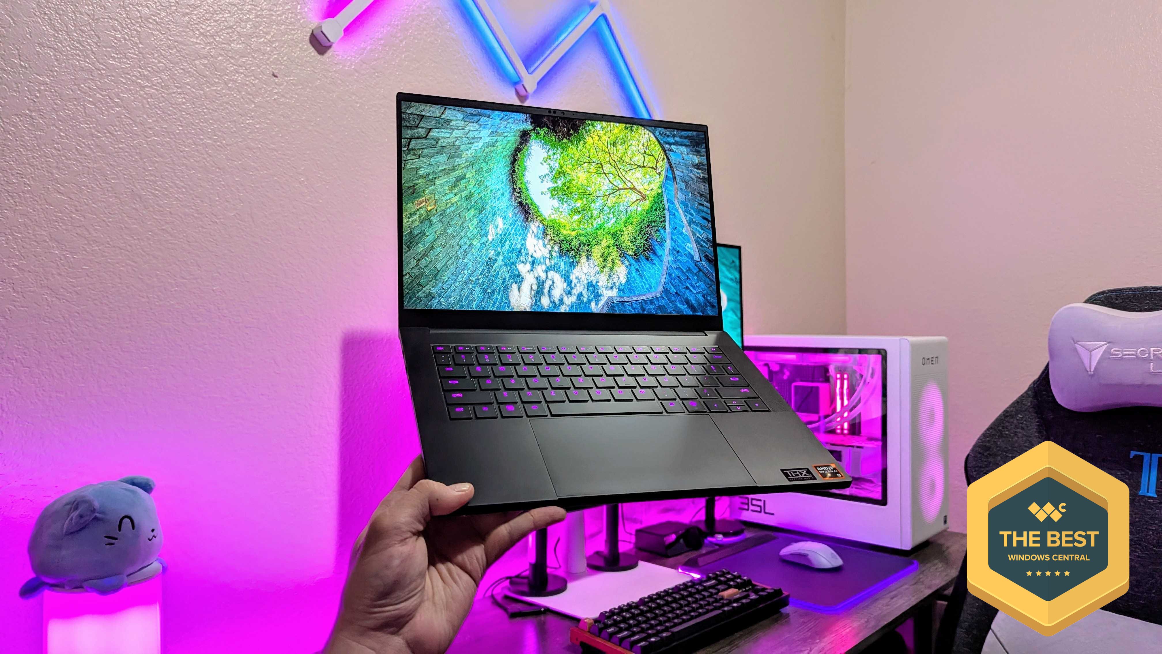 Image of the Razer Blade 14 (2025) gaming laptop.