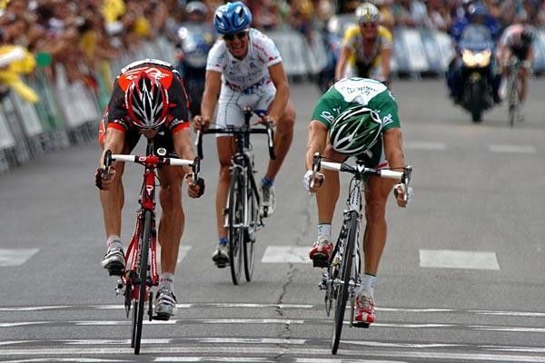 ...but Imanol Erviti Ollo (Caisse d'Epargne) won it...