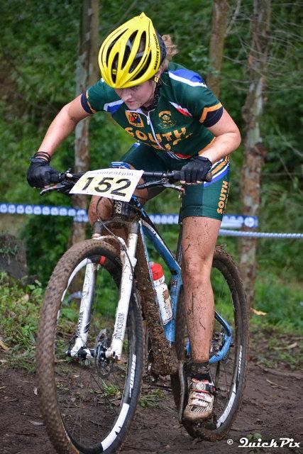 New African Continental Champion Mariske Strauss (Contego 28E) claimed her lead in the 5-lap XCO race by picking up her pace in the third and fourth laps to take hold of the tussle with Olympian Candice Neethling (BMC SA) at Cascades MTB Park, Pietermaritzburg