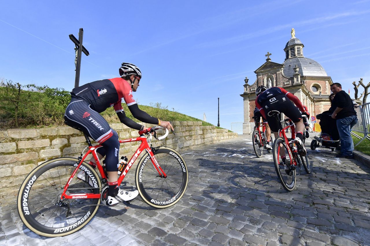 Trek-Segafredo climbing the Muur van Geraardsbergen