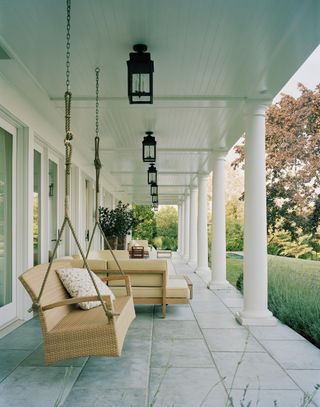 A swing seat in the porch