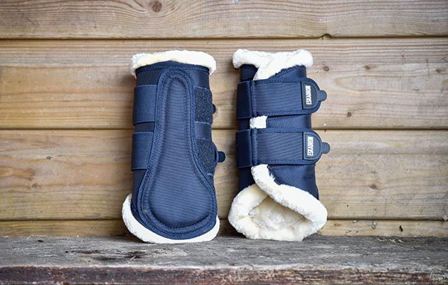Eskadron brushing boots with faux fur review