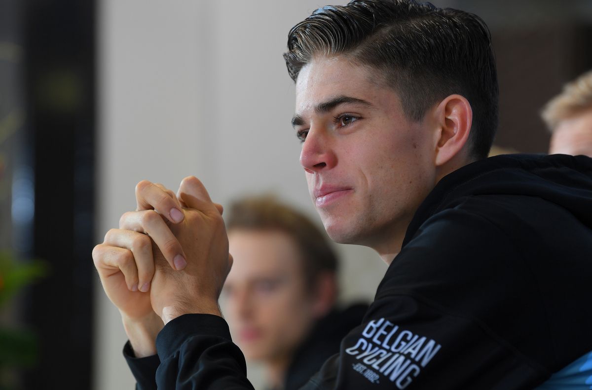 Wout Van Aert smiling during the press-conference
