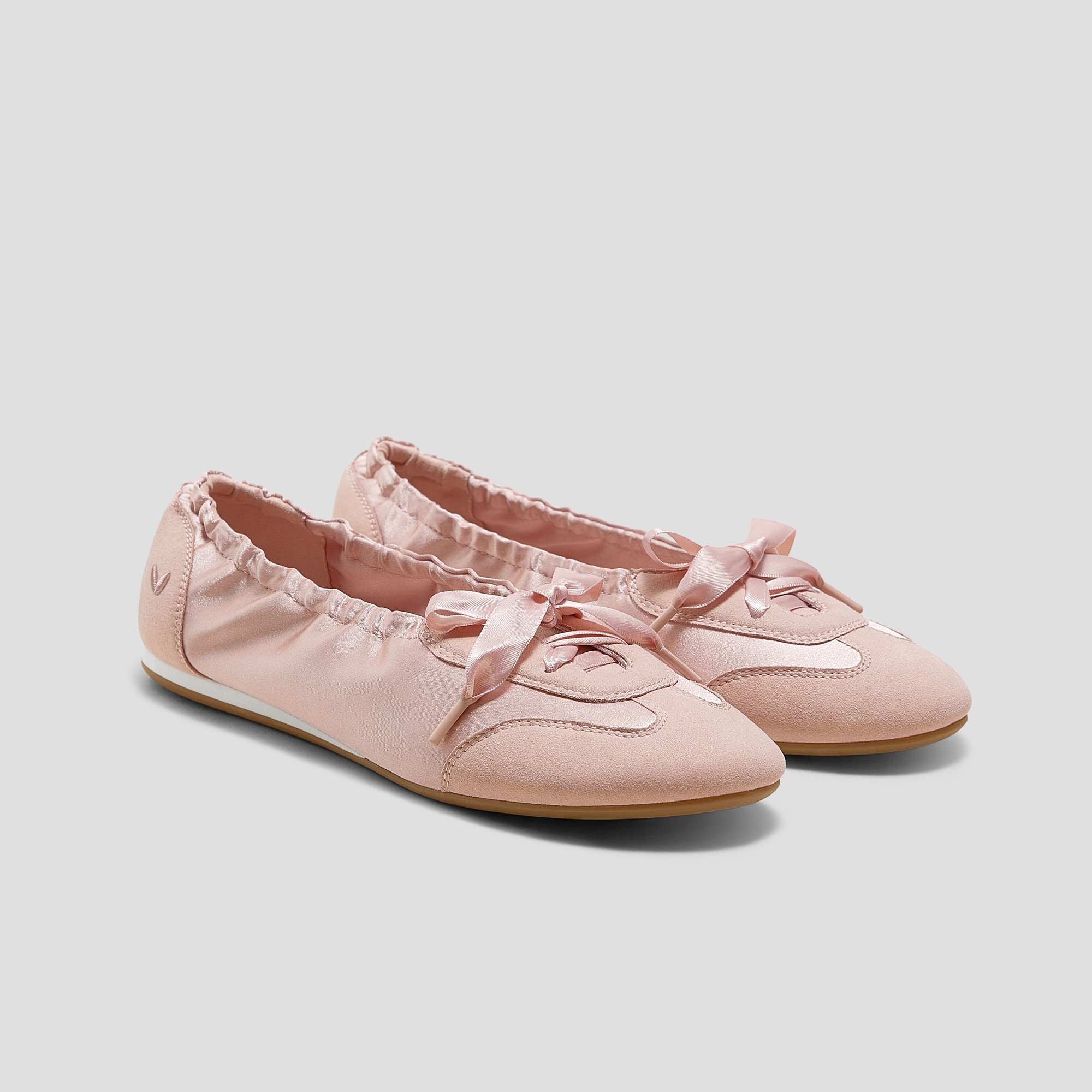 Round-Toe Satin Sneakerina (yanka) - Us Size 5