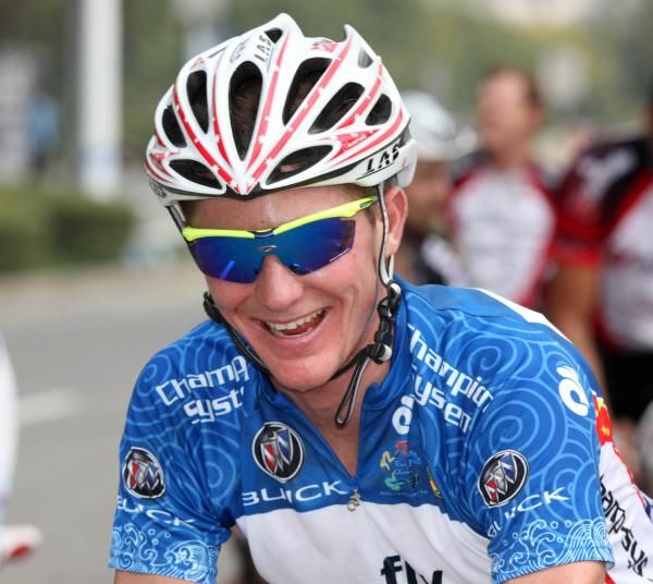 David Tanner (Fly V Australia) started the stage in the points classification lead.