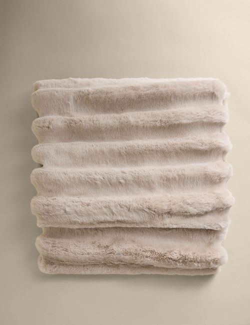 Ribbed Chunky Throw