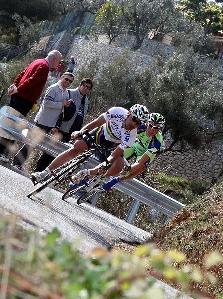 Bettini was cautious so he wouldn't crash, as he has already done a few times this year.
