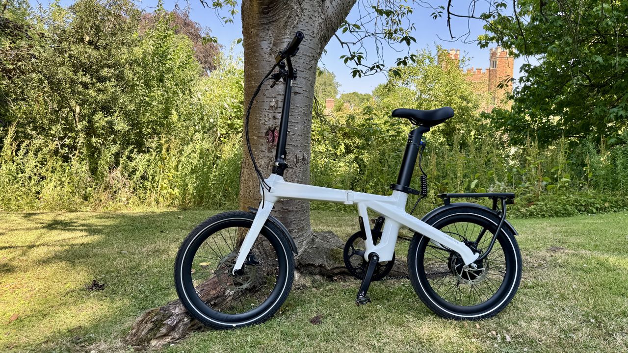 ADO Air Carbon Pro folding e-bike review