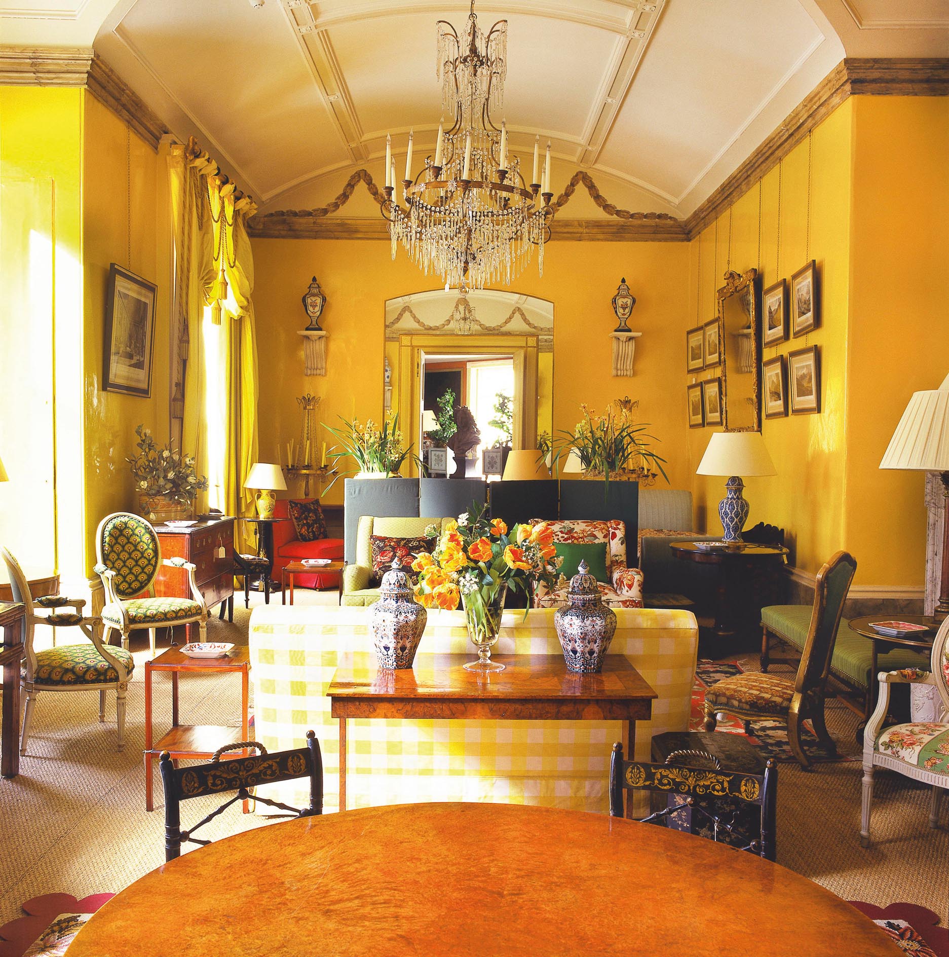 The Yellow Room in Nancy Lancaster&#039;s former home in Brook Street, London, once the headquarters of Colefax &amp;amp; Fowler.