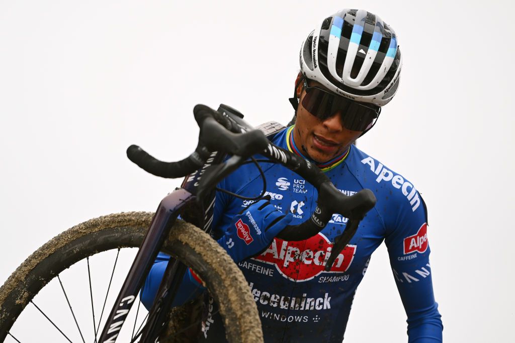 RIJKEVORSEL BELGIUM NOVEMBER 19 Ceylin Del Carmen Alvarado of The Netherlands and Team Alpecin Deceuninck competes during the 36th Superprestige Merksplas 2022 Womens Elite Superprestige2023 CXWorldCup CycloCross on November 19 2022 in Rijkevorsel Belgium Photo by Luc ClaessenGetty Images