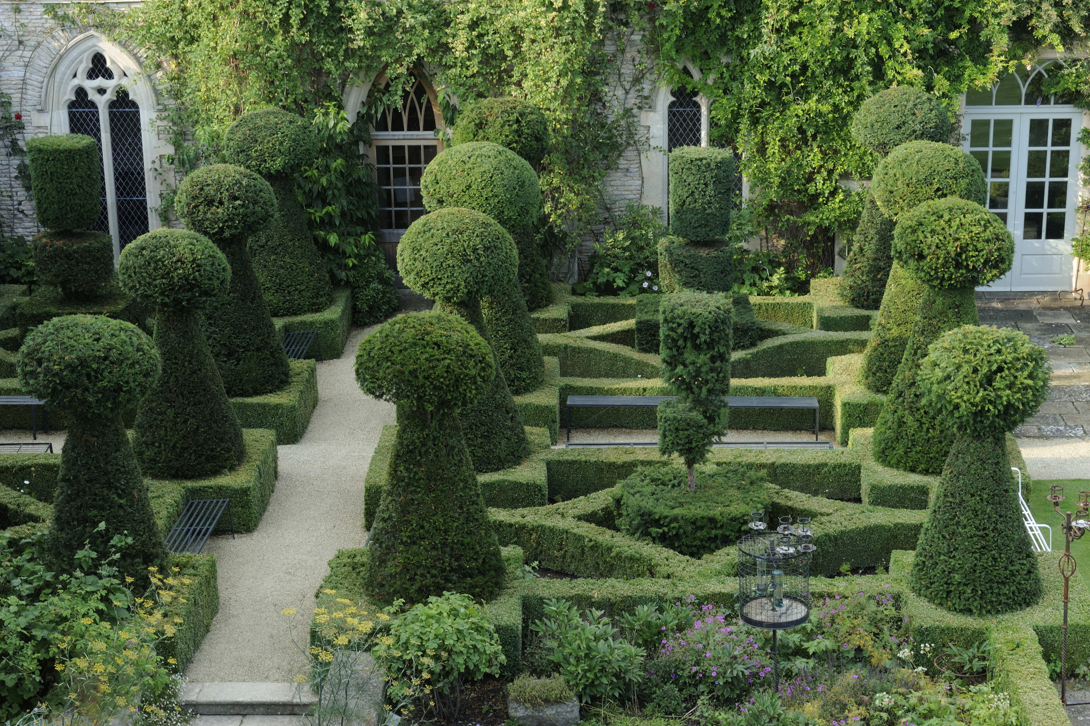 Topiary at Euridge Manor Farm