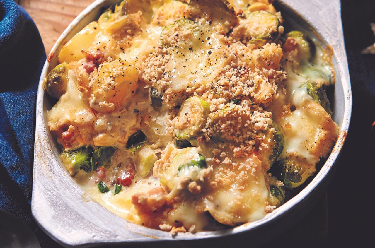 Creamy sprout and potato gratin