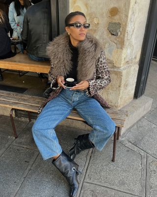 Influencer wish list 2025: @lenafarl wears a leopard coat with jeans and boots