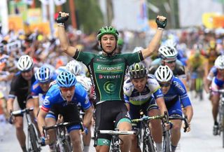 Stage 9 - Back-to-back wins for Coquard