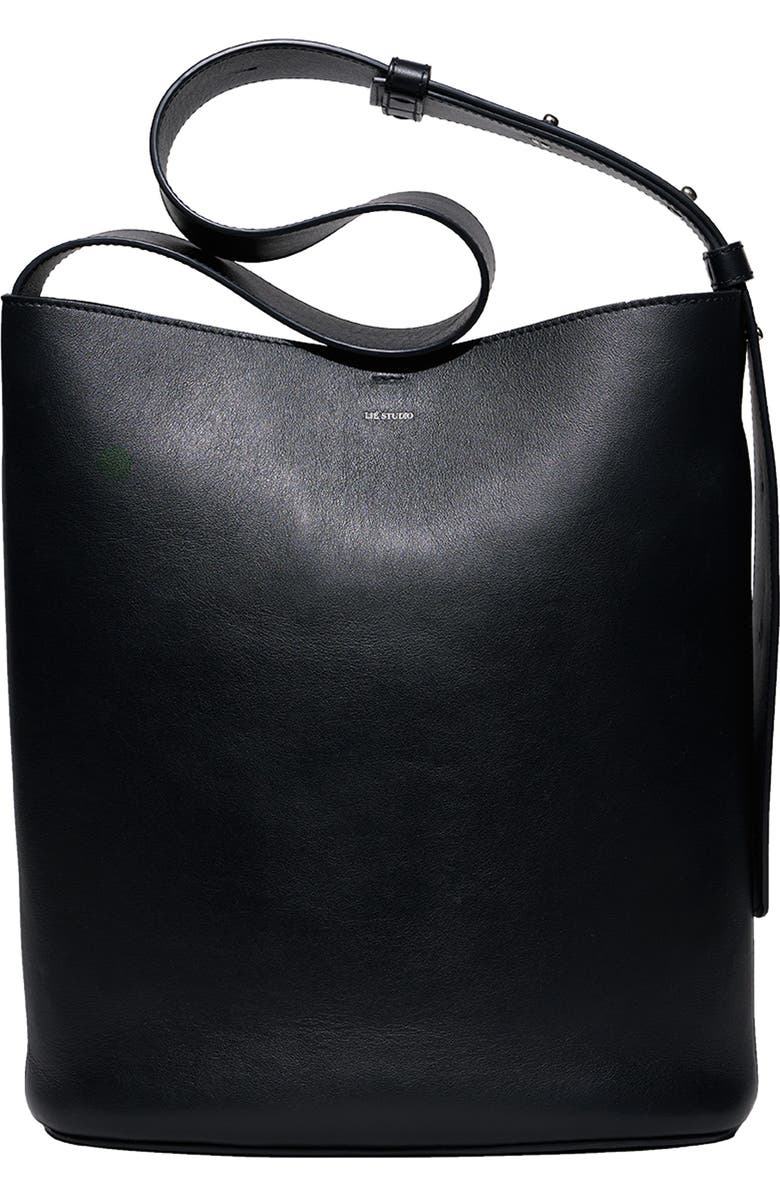 Norma Leather Bucket Tote