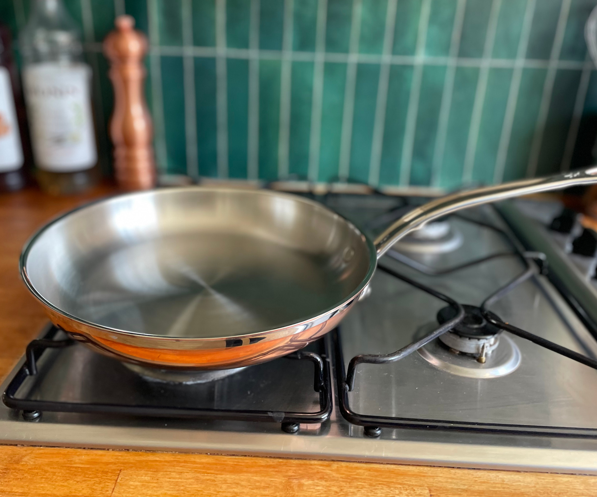 HestanCopperBond Fry Pan on my gas stovetop