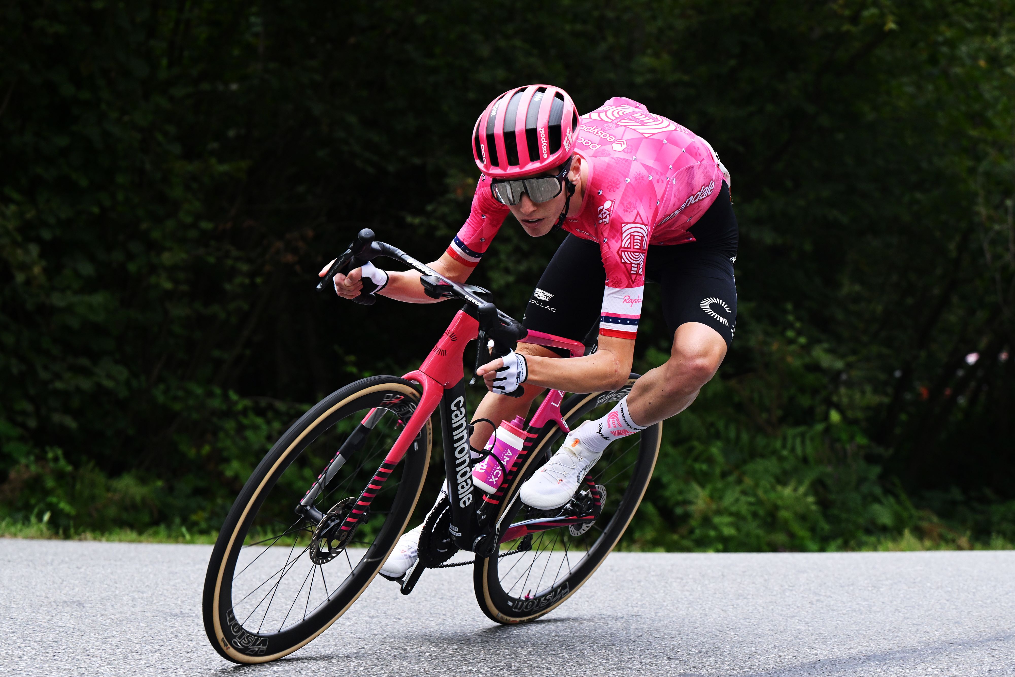 Sean Quinn solo on stage 3 of La Vuelta 2025