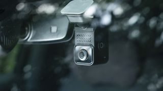 8 tips for keeping your dash cam running smoothly in extreme weather