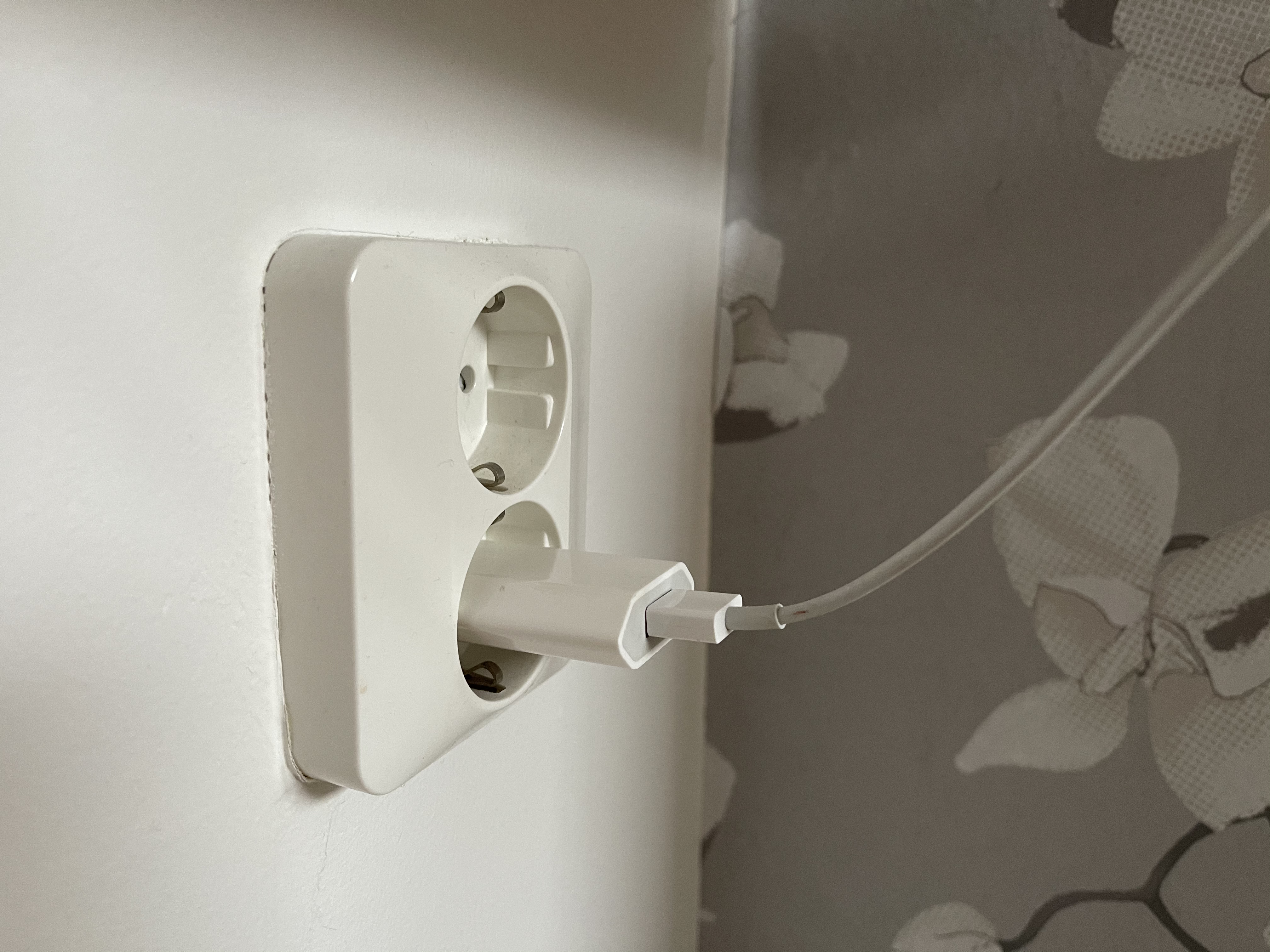 Apple Wall Charger