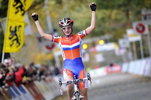 Marianne Vos (Netherlands) solos to victory in Hoogstraten.