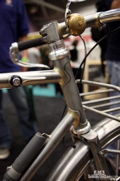 The front end of this MAP Bicycles townie shows a mix of fillet and lugged brazing techniques.
