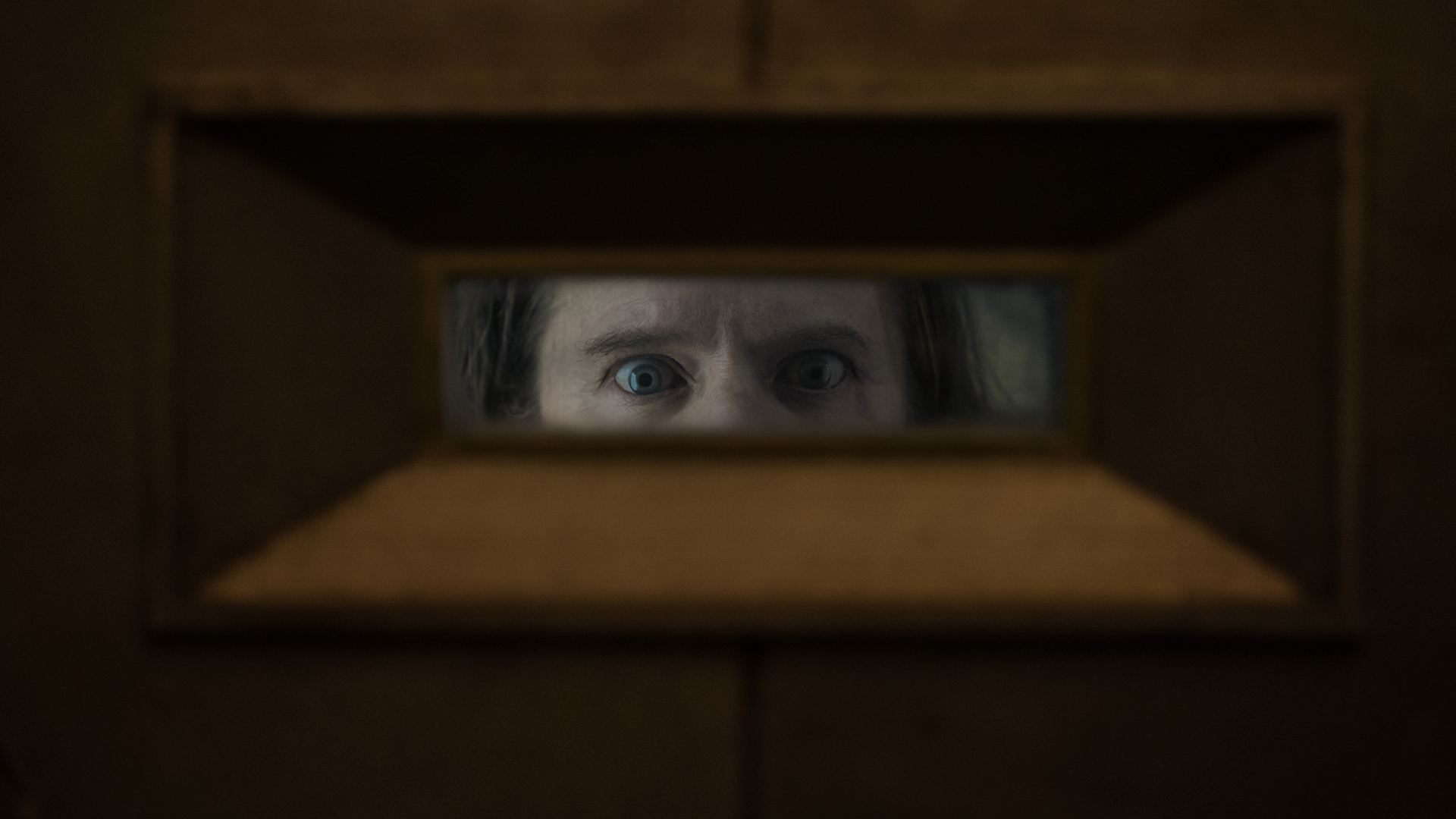 Just look through a mailbox shaped like a viewfinder in Silo Season 2