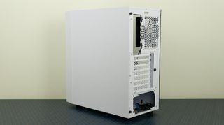 Silverstone Fara R1