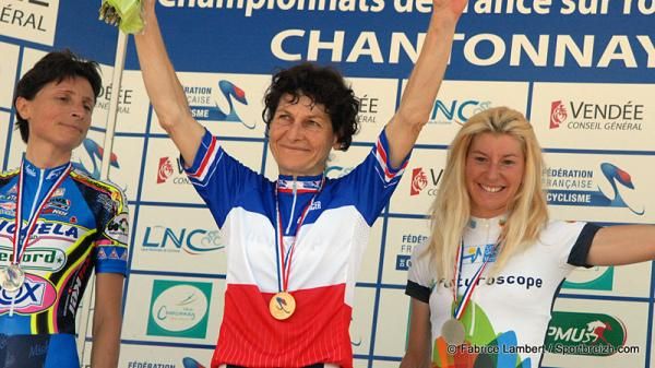 Jeannie Longo-Ciprelli (Rh&ocirc;ne-Alpes) celebrates her 57th national championship.
