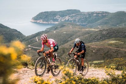 Riders on gravel at the Traka event