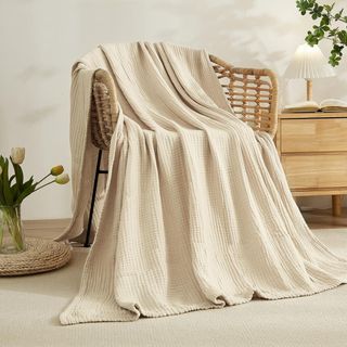 Cream muslin throw blanket