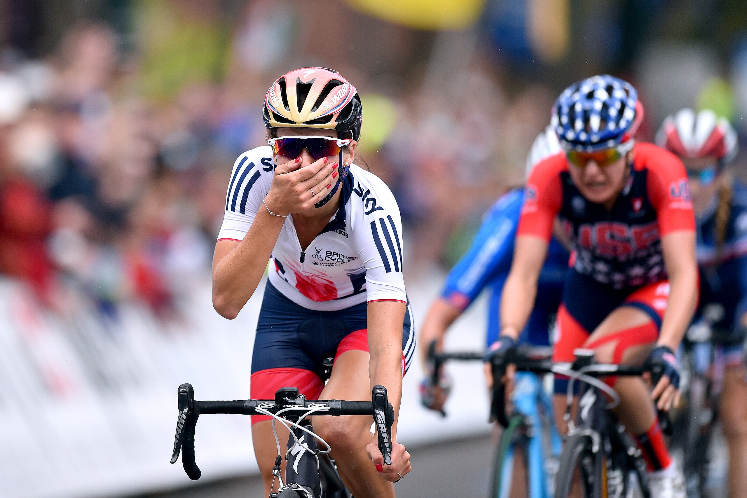 Lizzie Deignan wins the World Championships road race in 2015