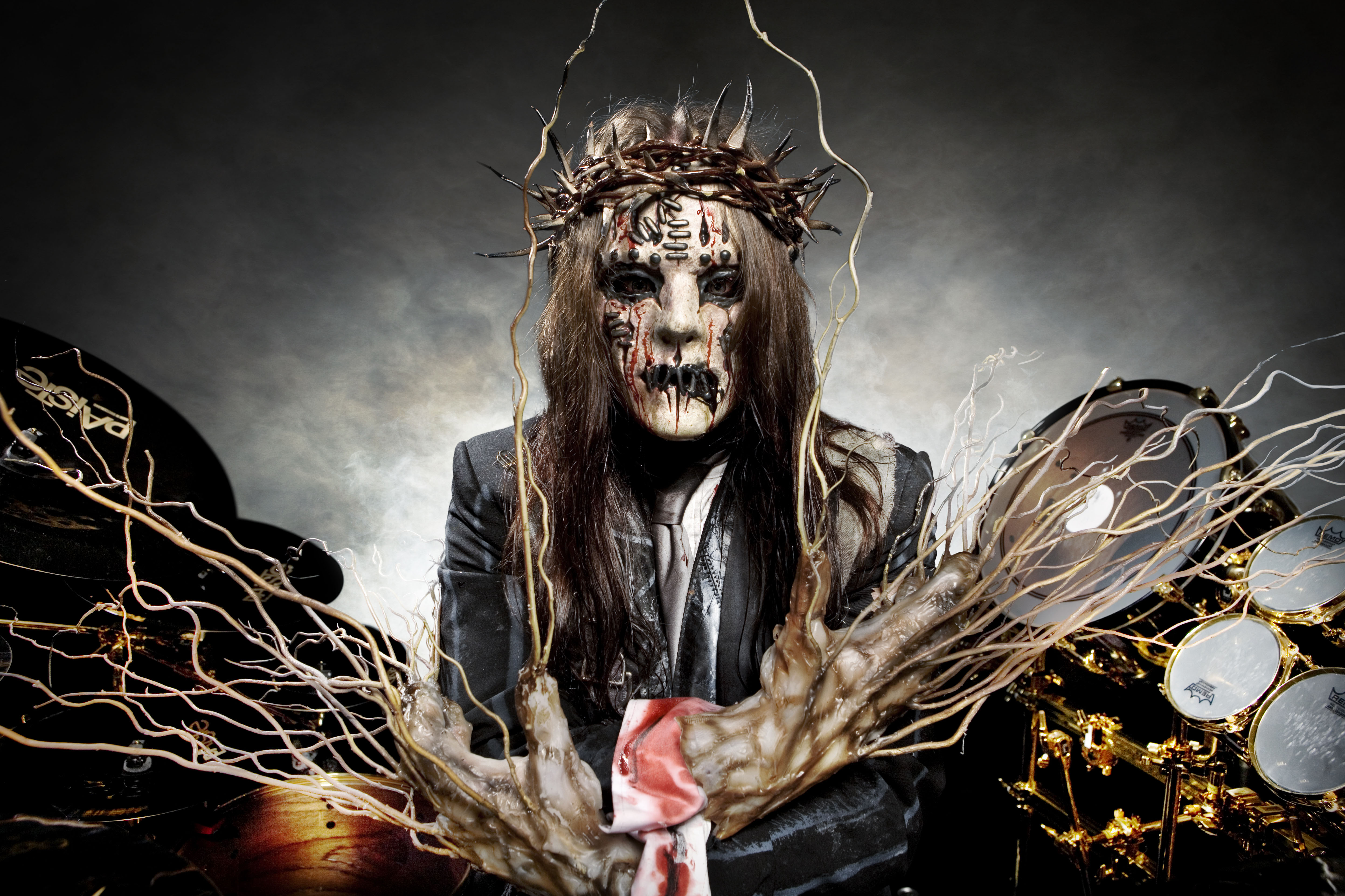 Joey Jordison in Slipknot outfit in 2009