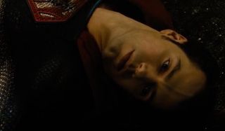 Superman's dead body in Batman v Superman