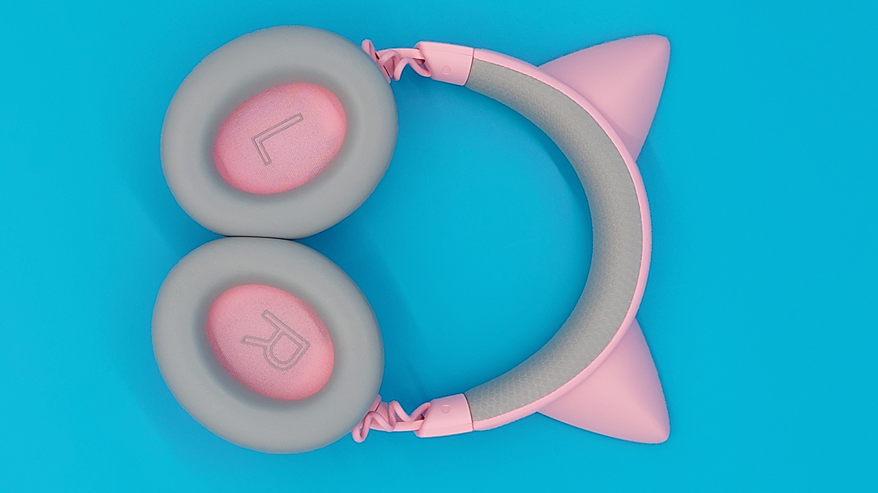 The Kraken Kitty V3 Pro wireless gaming headset in quartz pink.
