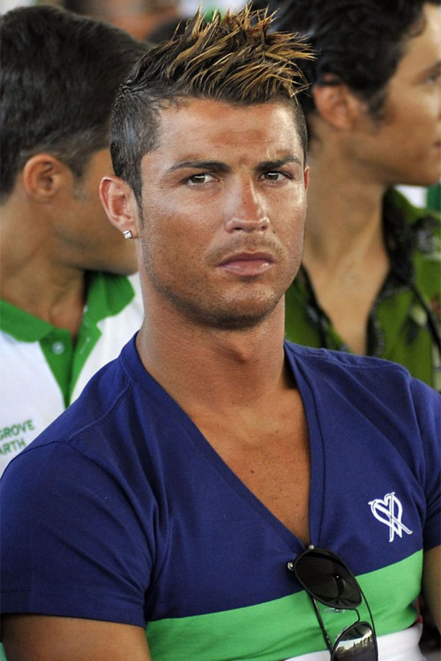 worst-sporting-hairstyles-25-1556697731-C2Zb-column-width-inline
